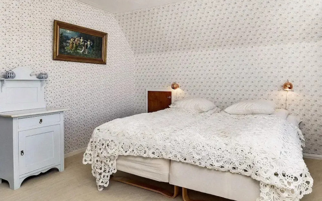6 Person Holiday Home in Albaek