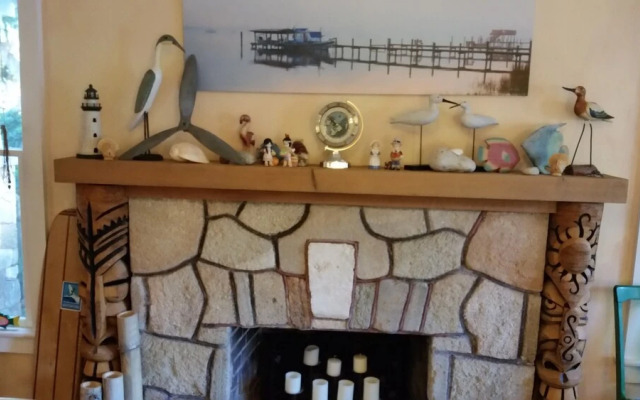 Anchor Inn NSB Bed & Breakfast