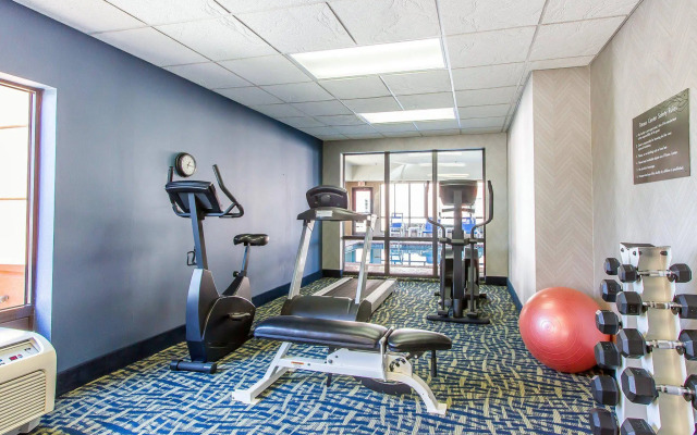 Comfort Inn & Suites Pauls Valley - City Lake