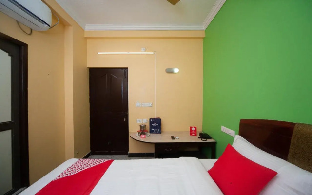 Sruthi Residency By OYO Rooms
