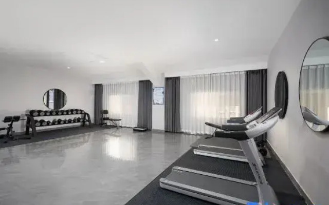 Xichang Guantang Hotel (Qionghai 17 Degrees Tang Garden Branch)