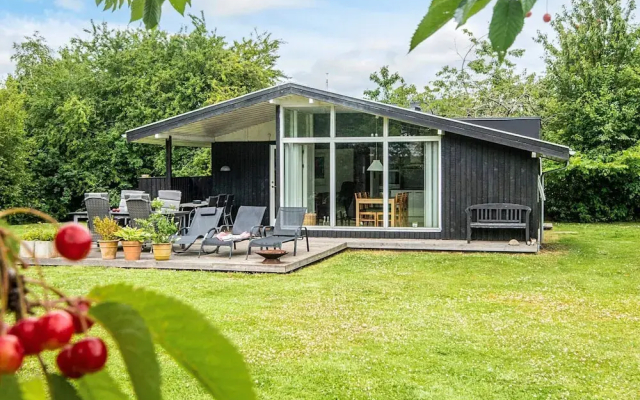 5 Person Holiday Home in Odder-by Traum