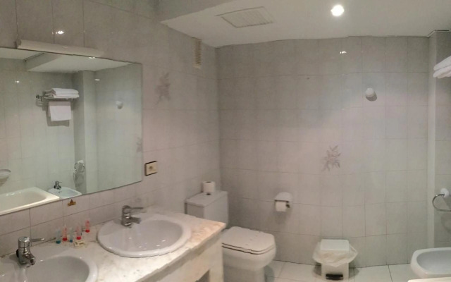 Hotel Arcea Villaviciosa