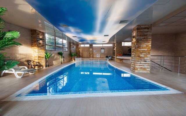 Green Wood Hotel & SPA