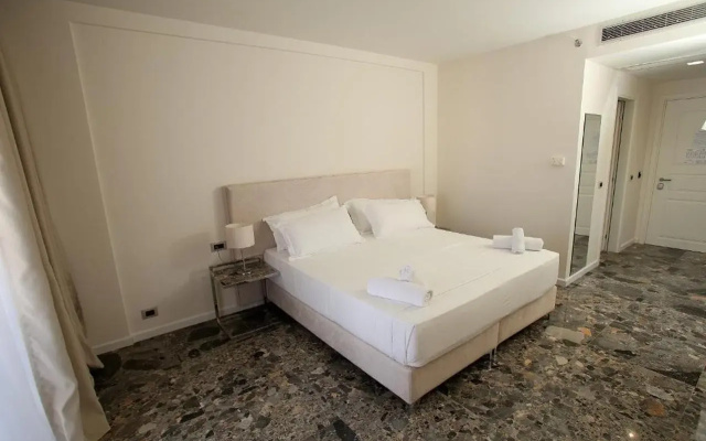 Durres Bay Hotel