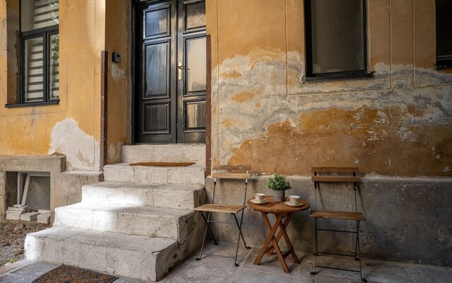 Kenti Residence