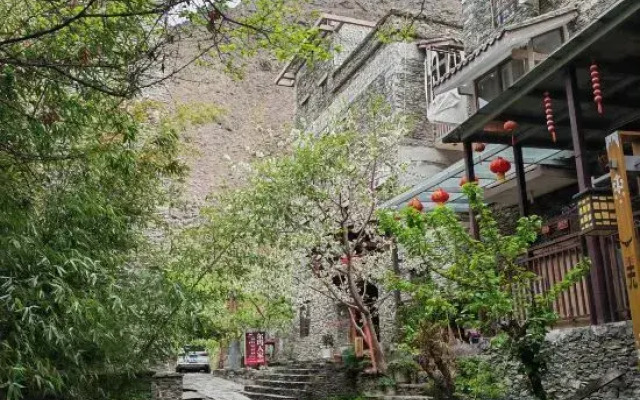 Erma Homestay (Taoping Dongzhai No.2 Branch)
