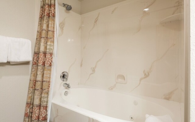 Snow Flower 131 2 Bedroom Condo by RedAwning