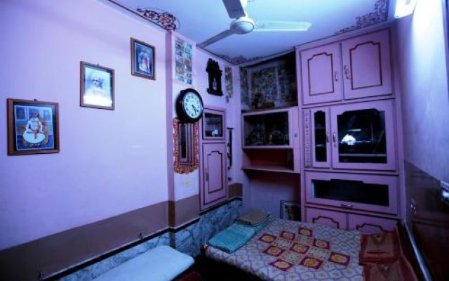 Shanti Guest House