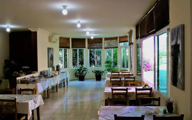 Byblos Comfort Hotel