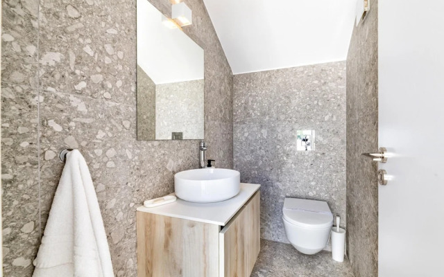 Azure Seaview - Ruby Villa