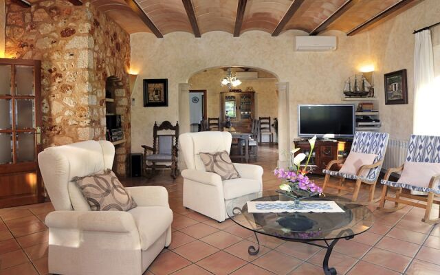 Villa Es Castell de Can Alou Shorta-felanitx