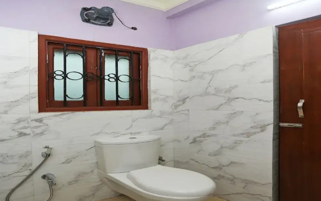 OYO 22042 Executive Guest House
