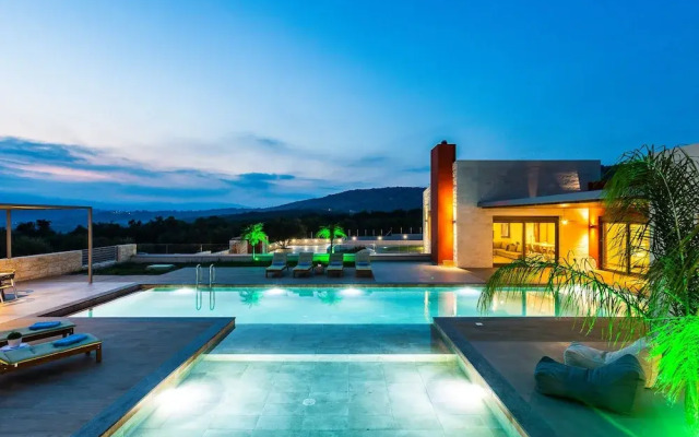 Villa Aori