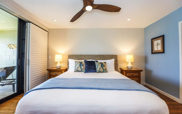 Noelani 304 3bdrm 2.5 Bath 3 Bedroom Condo by RedAwning