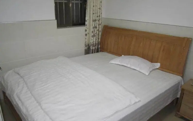 Chizhou Ranran Business Inn