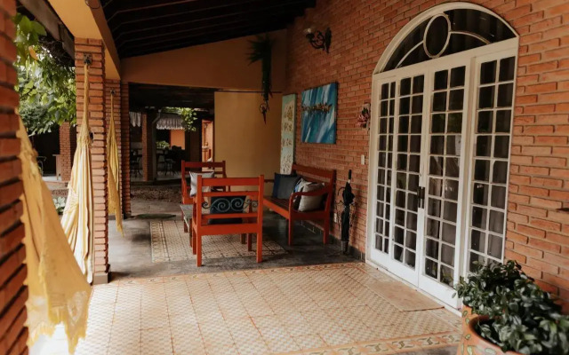 Hotel Pousada Chalé Das Flores