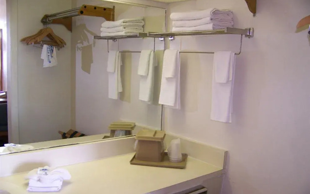Budget Inn & Suites Orlando West