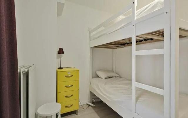 Flat in Blankenberge Near Belgium Pier