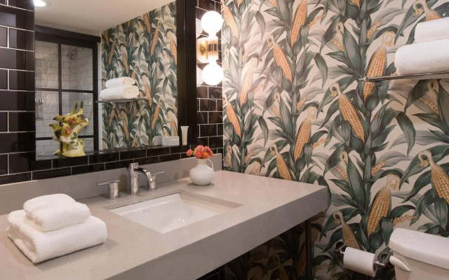 Graduate by Hilton Lincoln