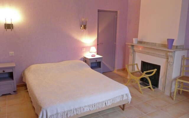 Holiday Home in Montbrun-des-Corbieres with Pool