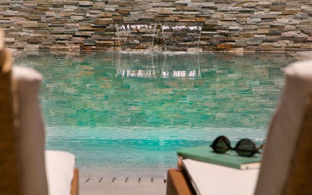 Chris Le Mare Gold Luxury Villa By Louis Hotels