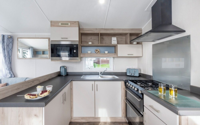 Caravan C31 at Landscove Holiday Park