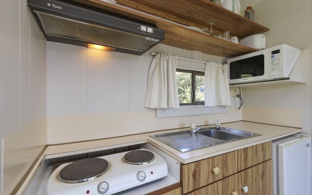 Serpentine Falls Park Home & Tourist Village