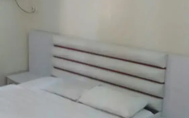 Omseyat Al Sharq Furnished Units 2