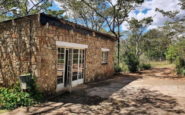 Beautiful 1-bed Cottage in Juliasdale