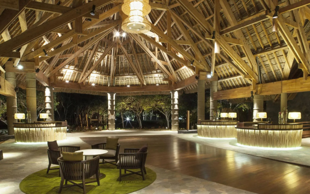 Sheraton New Caledonia Deva Spa & Golf Resort