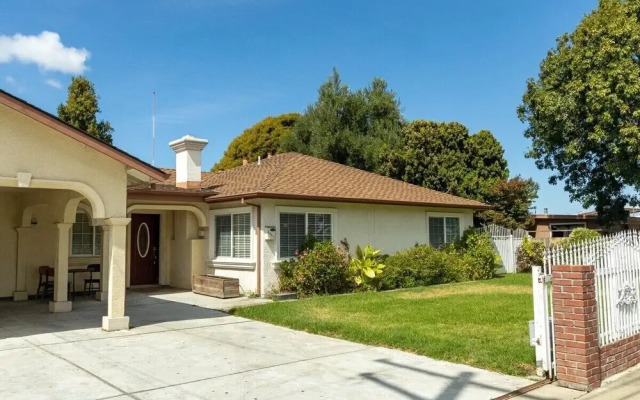 Charming 3-bedroom in East Palo Alto