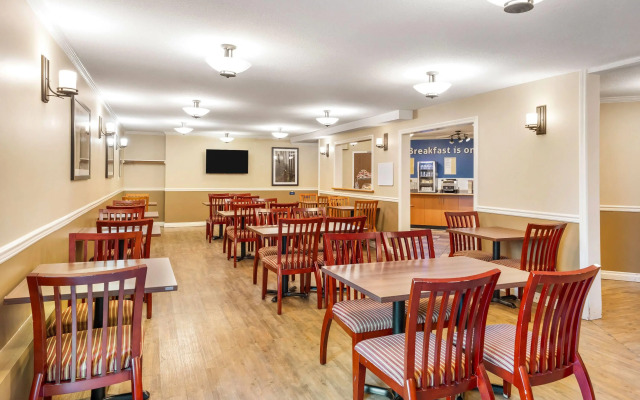 Days Inn by Wyndham Nanaimo