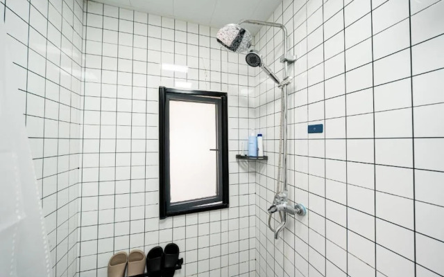 Shanghai Hills & Zinn Courtyard BNB