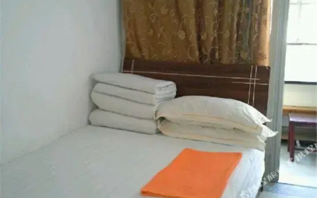 Yijia Hostel