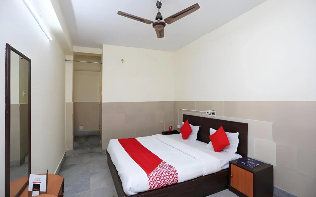 OYO 26808 Shree Ram Residency
