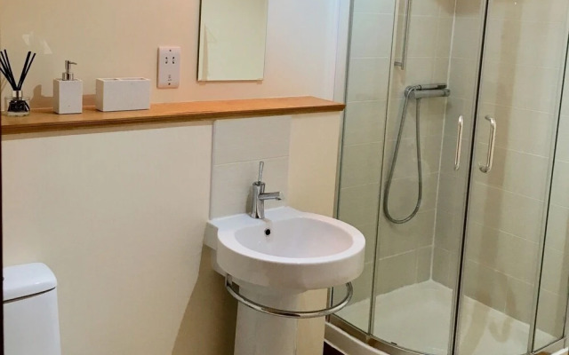 Azim and Suzis City Centre Apartment Inverness