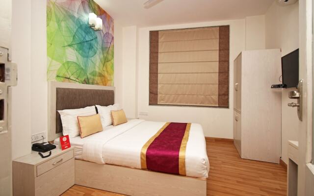 OYO Rooms 744 Near BLK Hospital