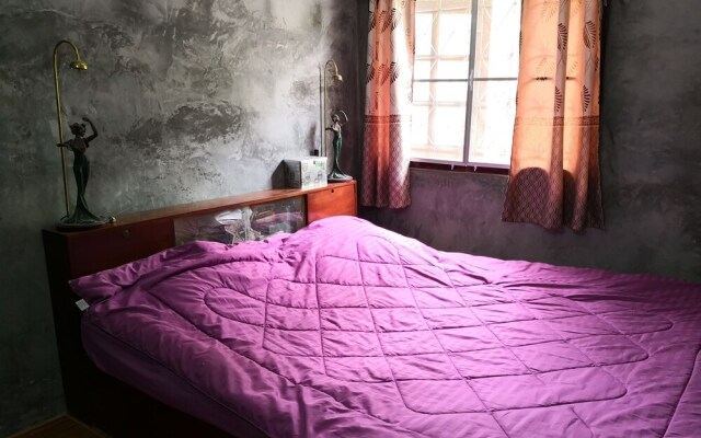 Baan Raiplaysoi Homestay