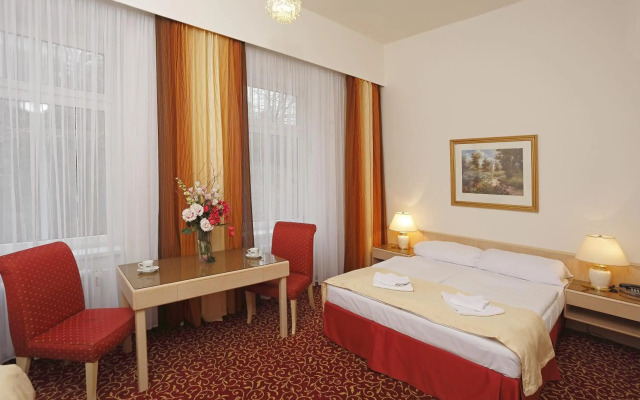 Hotel Romania