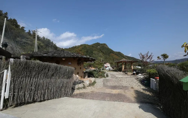 Jinan Todam Pension