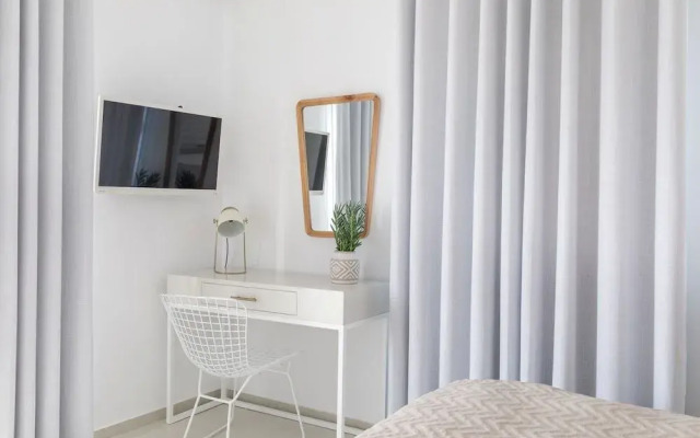 360 Caldera View Villa by Caldera Houses
