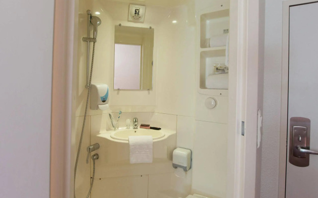 The Originals Access, Hôtel Bordeaux Lac
