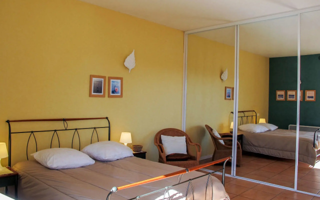 Holiday Home Les Pinasses