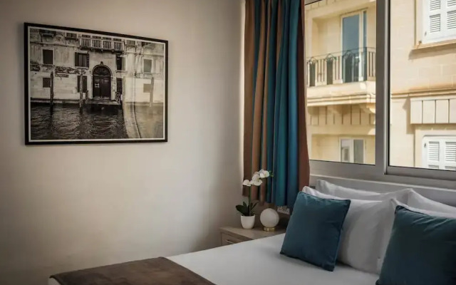 The Howard Hotel