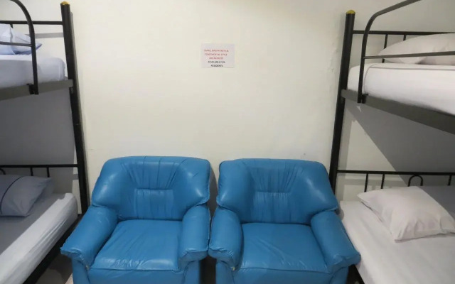 La Maison Verte Hostel