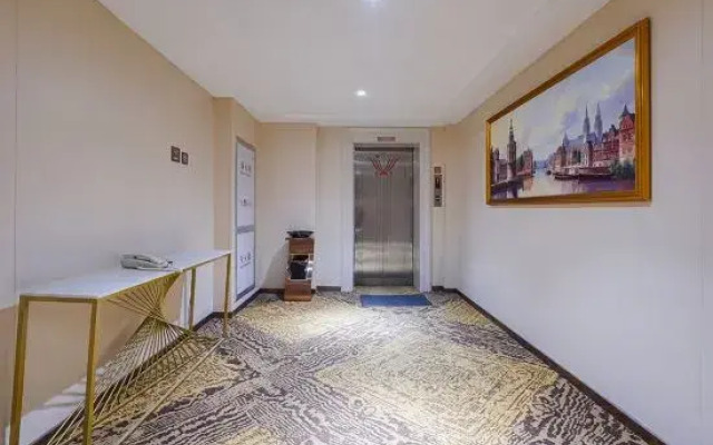 Vienna Hotel (Zibo Zhongrun Avenue Branch)