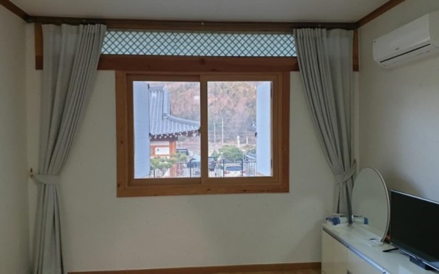 Boseong Shillok Hanok Pension