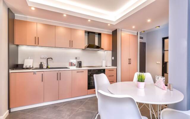 FM Luxury 1-BDR Apartment - ROSE