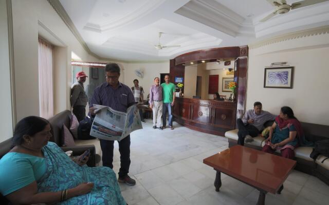 Hotel Samrat International